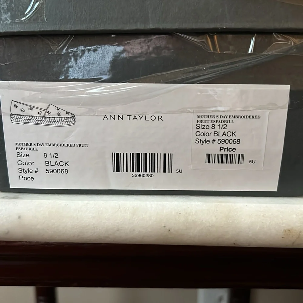 Ann Taylor cherry print espadrilles, size 8 1/2, new in box